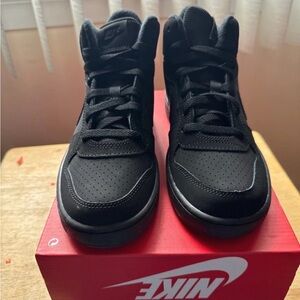 Nike Kids Black Sneakers
